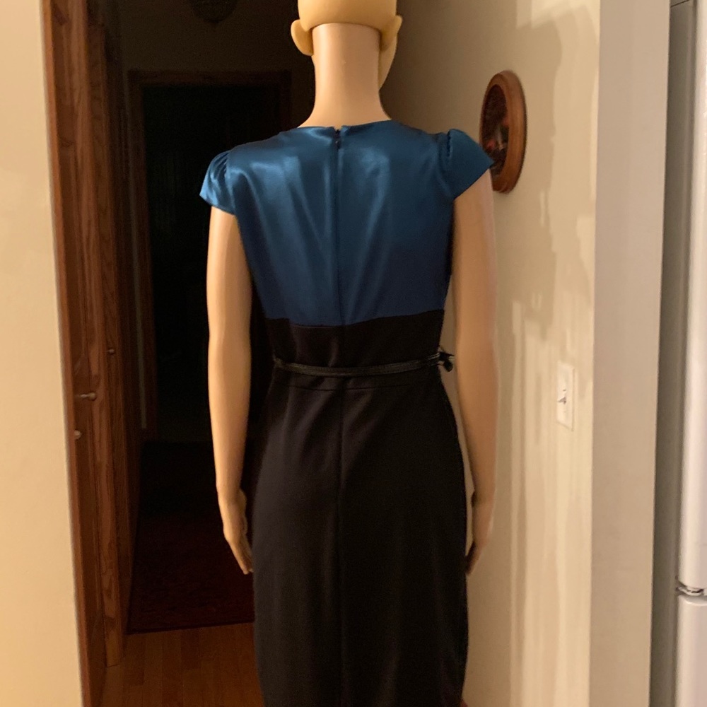 Elegant dress with high quality blue silk top